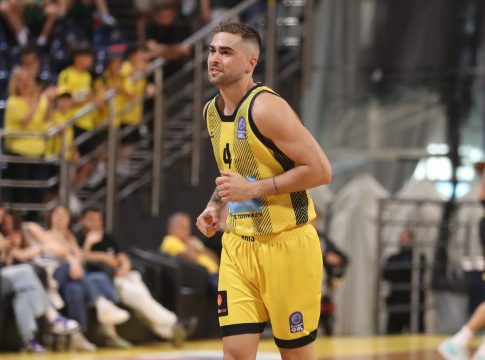 Αποθεώθηκε από τον κόσμο του Άρη ο Τολιόπουλος: «Γεμάτος από την αγάπη του κόσμου, είμαι έτοιμος για την Euroleague!» (vids)