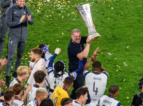 Το επικό βίντεο της Melbourne FC για τον Ποστέκογλου από τα χρόνια που φορούσε… εξάταπα (vid)