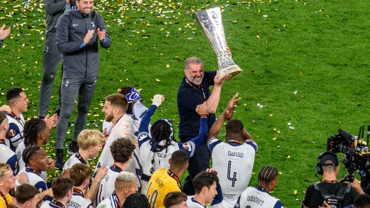 Το επικό βίντεο της Melbourne FC για τον Ποστέκογλου από τα χρόνια που φορούσε… εξάταπα (vid)