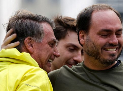 Βραζιλία: Σκάνδαλο υποκλοπών με την εμπλοκή του γιου του Μπολσονάρο – Παρακολουθούσαν αντιπάλους και δικαστές