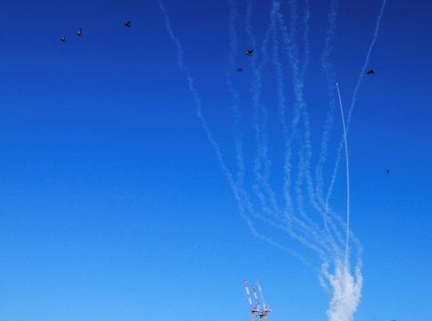 Πιθανοί στόχοι του Ιράν σε Ελλάδα και Κύπρο – Υπάρχει πραγματικός κίνδυνος;
