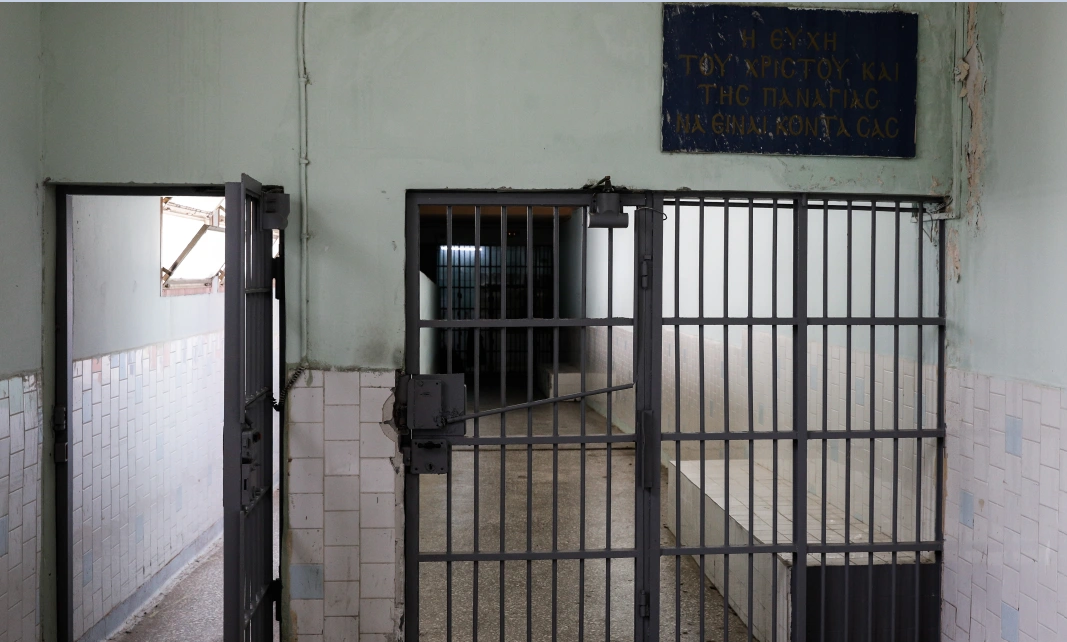 Αθήνα: Στη φυλακή ο 34χρονος που επιτέθηκε σε υπάλληλο καθαριότητας
