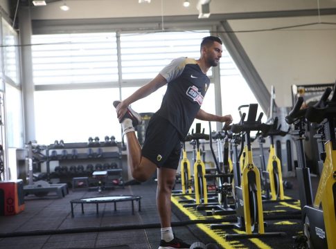 Ξεκίνησε η δουλειά στην ΑΕΚ (pics & vid)
