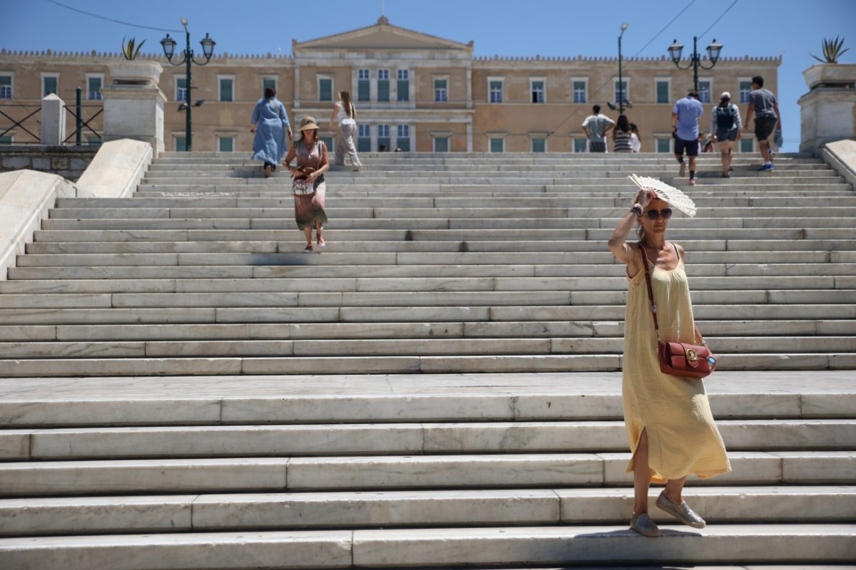 Καιρός: Η χειρότερη μέρα του καύσωνα με τον υδράργυρο να ξεπερνά τους 40 βαθμούς