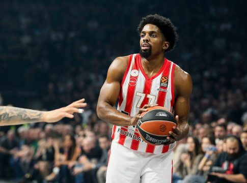 «Η Βίρτους κατέθεσε επίσημη πρόταση και στον ΜακΚίσικ – Στασιμότητα στις επαφές με τον Ολυμπιακό»