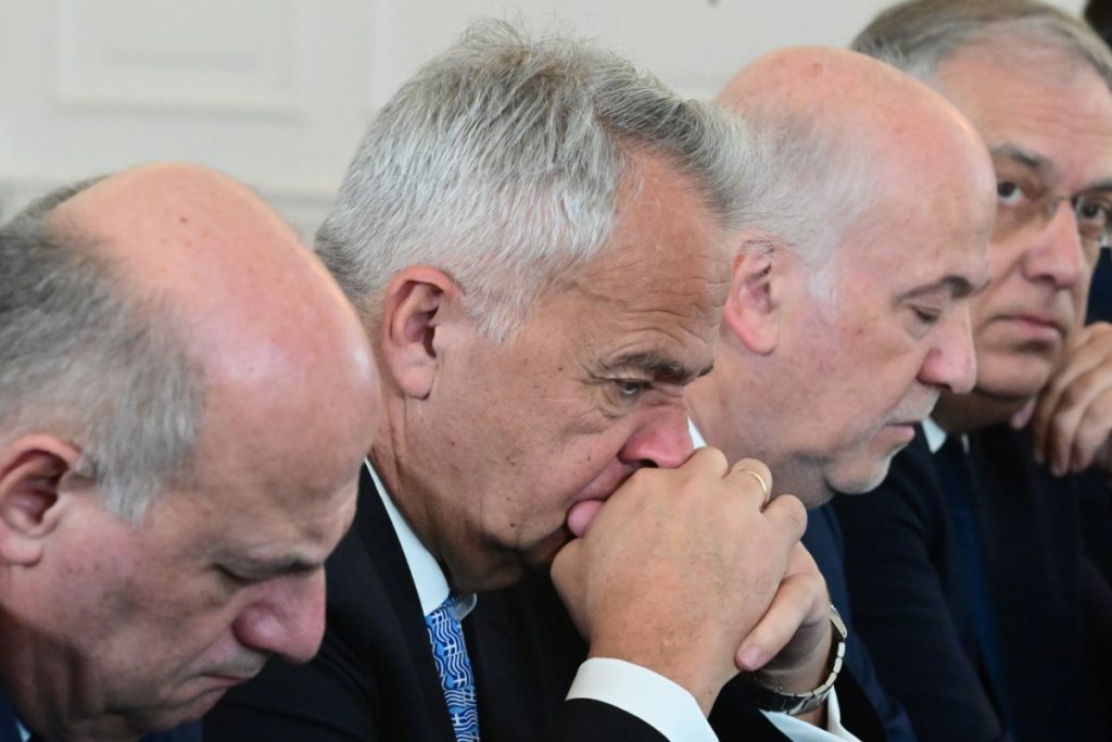 ΟΠΕΚΕΠΕ και ΝΔ: Οσμή κυβερνητικής κρίσης και η παραίτηση Βορίδη