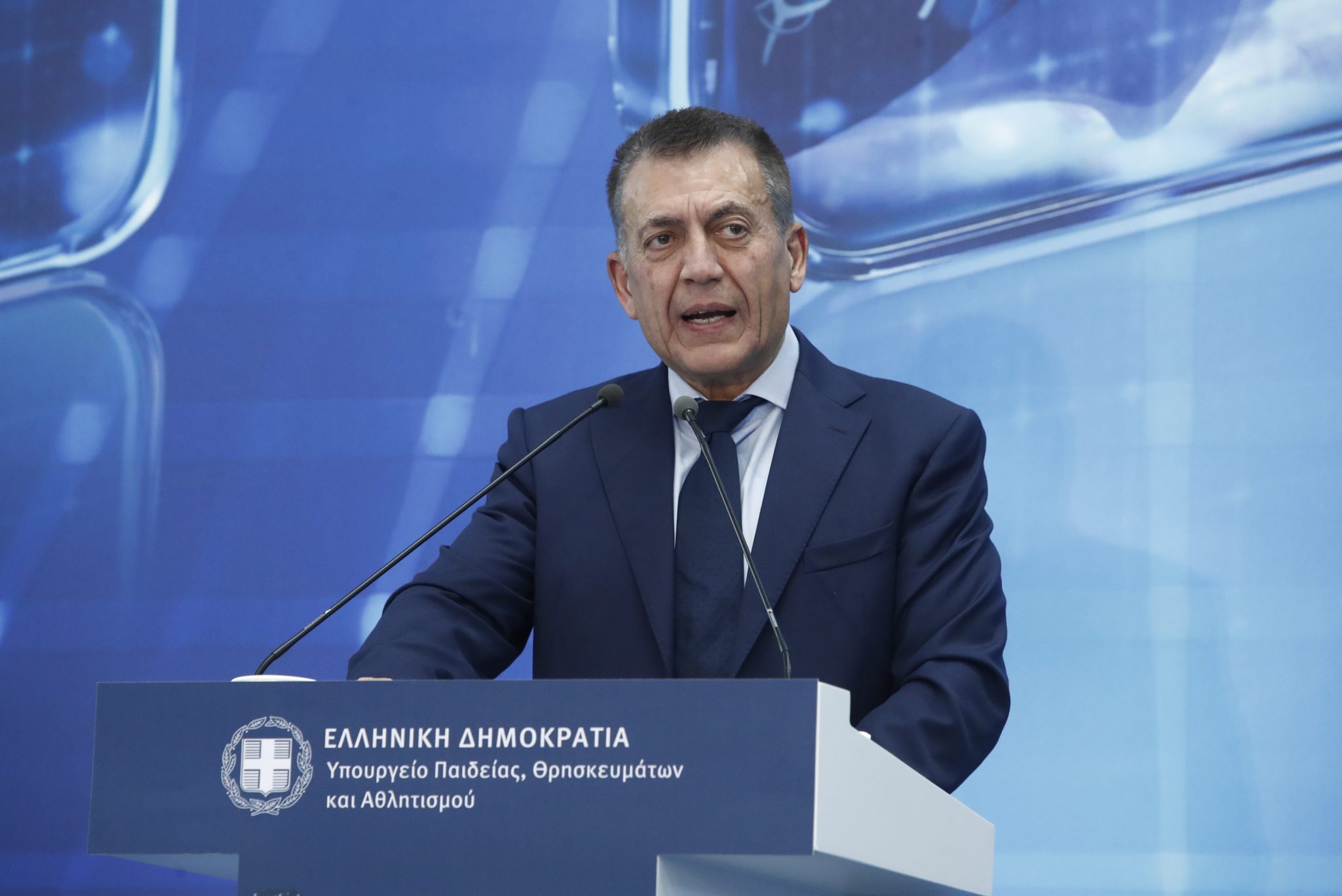 Βρούτσης: «Αν οι ιδιοκτήτες των ομάδων δεν έρθουν στη συνάντηση, το πρωτάθλημα θα σταματήσει οριστικά»