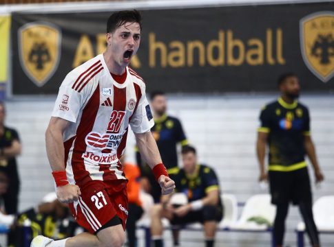 ΑΕΚ – Ολυμπιακός 27-32: Break και αφεντικό στους τελικούς