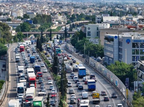 Κυκλοφοριακό: 6,5 εκατ. χαμένες ώρες στην κίνηση στον Κηφισό το 2024 – «Απαιτείται πλέγμα παρεμβάσεων»