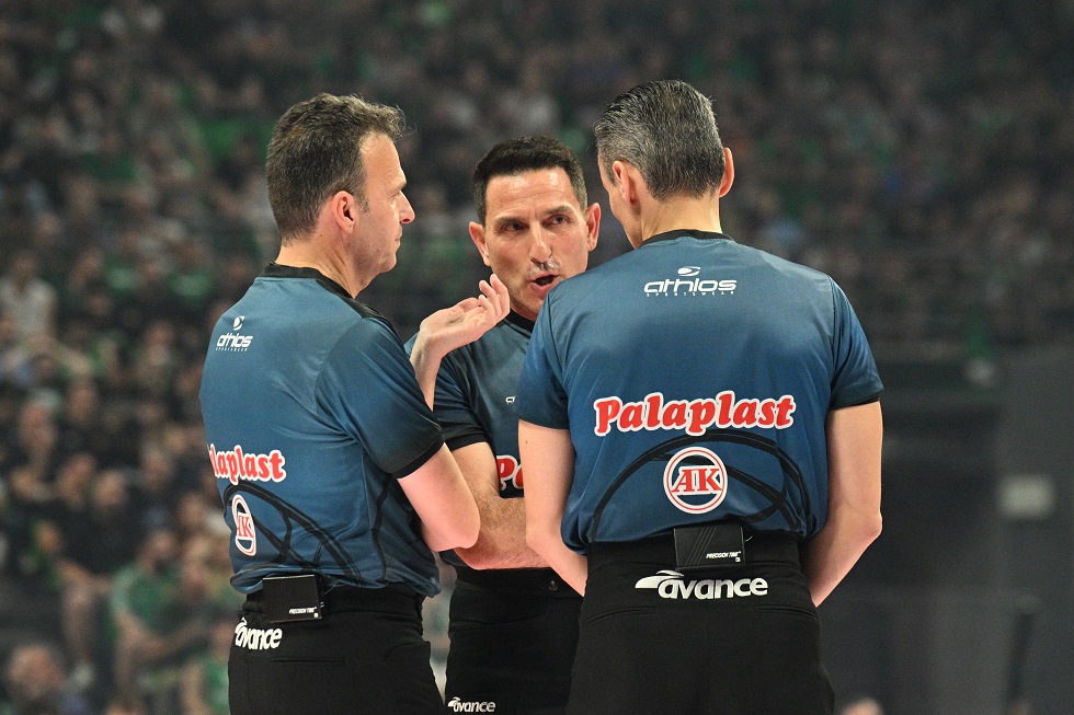 Αυτοί είναι οι διαιτητές του Game 4 ανάμεσα σε Ολυμπιακό και Παναθηναϊκό