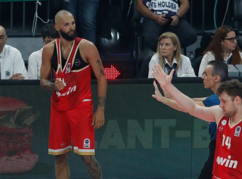 Με ποια ποινή κινδυνεύει ο Φουρνιέ ενόψει Game 4