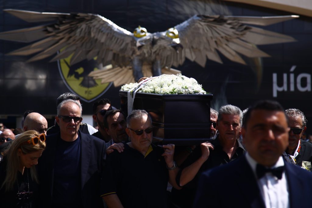 ΑΕΚ: Το τελευταίο αντίο στον Δημήτρη Χατζηχρήστο