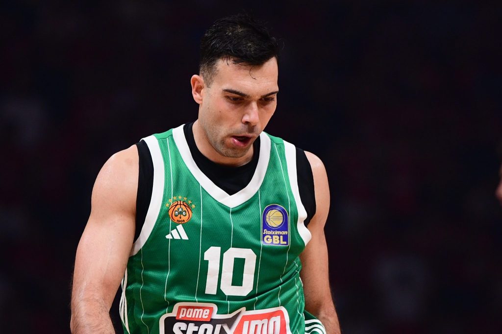 «Ο Κώστας Σλούκας είναι ο μεγαλύτερος flopper στην Euroleague» (vid)
