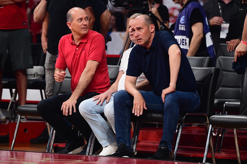 Αγγελόπουλοι: «Δεχτήκαμε ανελέητο πόλεμο μετά το Final Four – Δεν ξέρουμε πώς άντεξε ο Μπαρτζώκας»