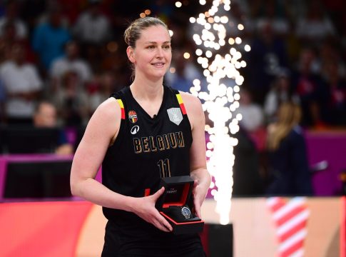 MVP και μέλος της κορυφαίας πεντάδας η Έμα Μέσεμαν, ρεκόρ τελικού τον 21ο αιώνα οι 7.827 φίλαθλοι στο ΣΕΦ