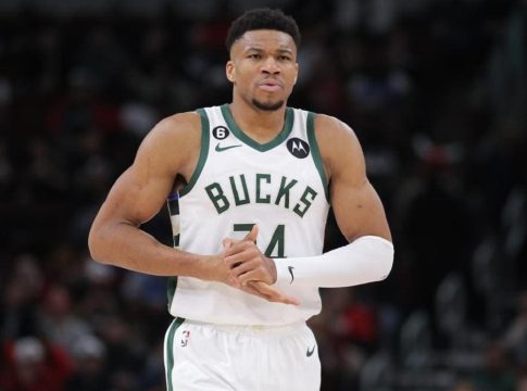 NBA: Το μέλλον του Γιάννη Αντετοκούνμπο και το «καυτό» μεταγραφικό παρασκήνιο στην λίγκα