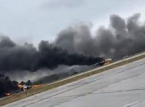 Η Υπηρεσία Ασφαλείας της Ουκρανίας χτύπησε με drones 40 ρωσικά μαχητικά αεροσκάφη (vids)