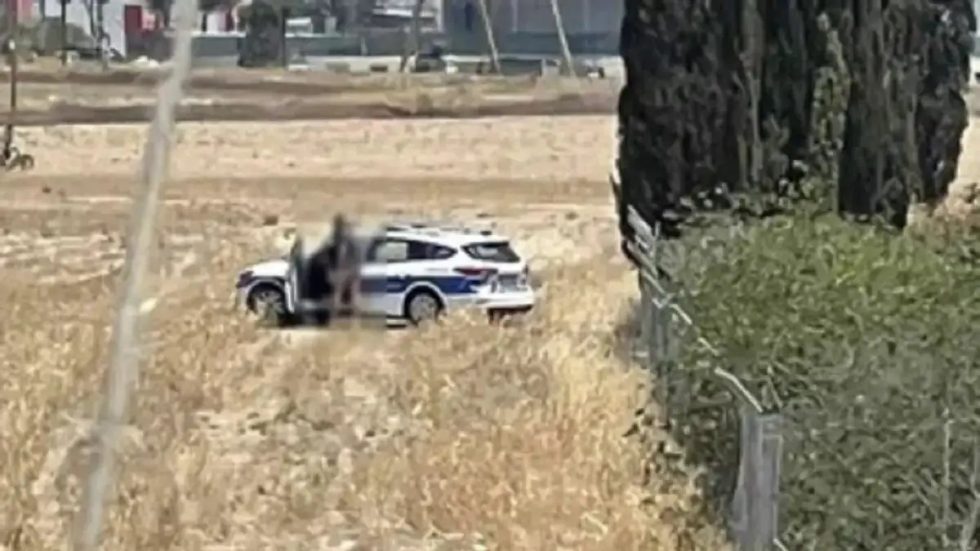Παντρεμένη με 4 παιδιά η 40χρονη αστυνομικός – Παντρεμένος και ο 30χρονος συνάδελφός της – Αναζητείται ο… οπερατέρ
