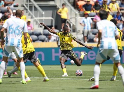 Πρώτη και… καλύτερη η Ντόρτμουντ (1-0) – Προκρίθηκε η Φλουμινένσε (0-0)