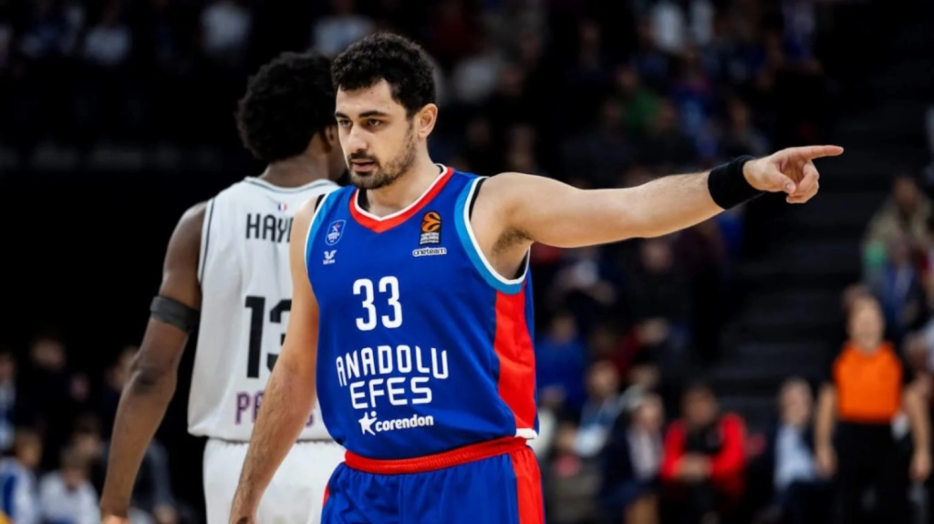 Ο Γιλμάζ ανανέωσε με την Εφές για άλλα δύο χρόνια (pic)