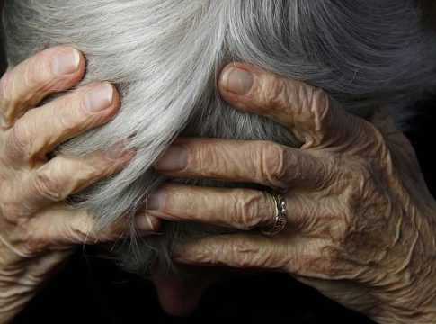 Ηράκλειο: Νέο περιστατικό ενδοοικογενειακής βίας – Γιος χτύπησε την μητέρα του και την κλείδωσε σε δωμάτιο
