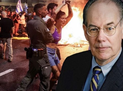 Σοκαρισμένος καθηγητής του Πανεπιστημίου του Σικάγο με το Ισραήλ: «Είναι σαν τους Γερμανούς επί Χίτλερ»