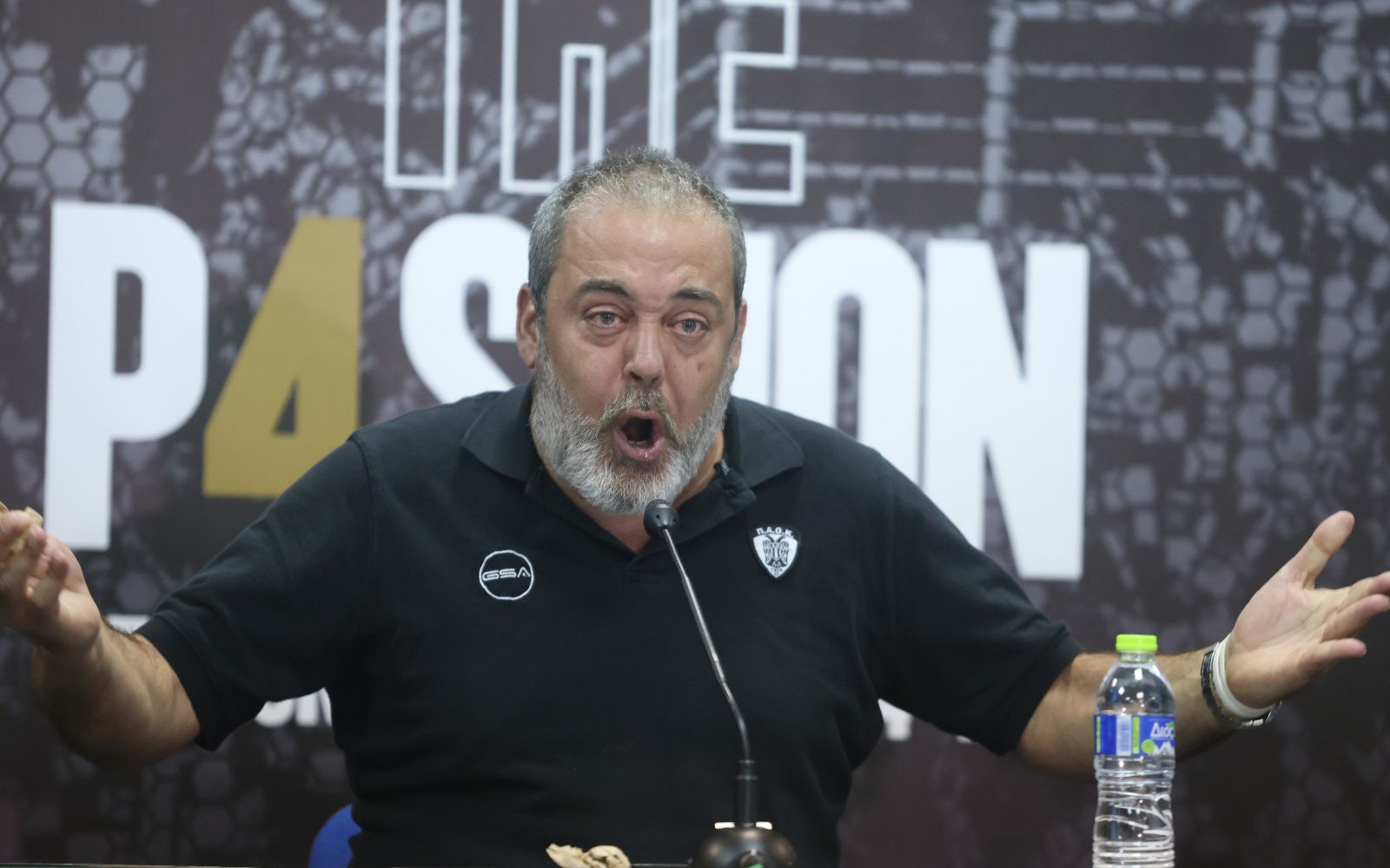 Χατζόπουλος: «Ντρέπομαι για τη συμπεριφορά προς τον Σαββίδη – Πισώπλατη μαχαιριά…»