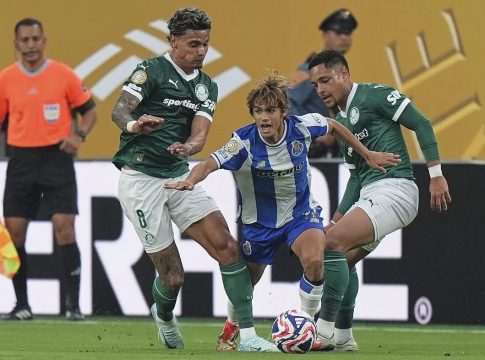 Στο μηδέν Παλμέιρας και Πόρτο (0-0), νικηφόρα πρεμιέρα για την Μποταφόγκο (2-1)