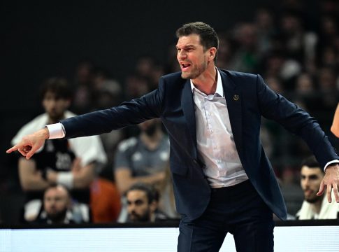 Το τέλος της Παρί: Φεύγει και ο Σπλίτερ για να πάει στους Μπλέιζερς (vids)