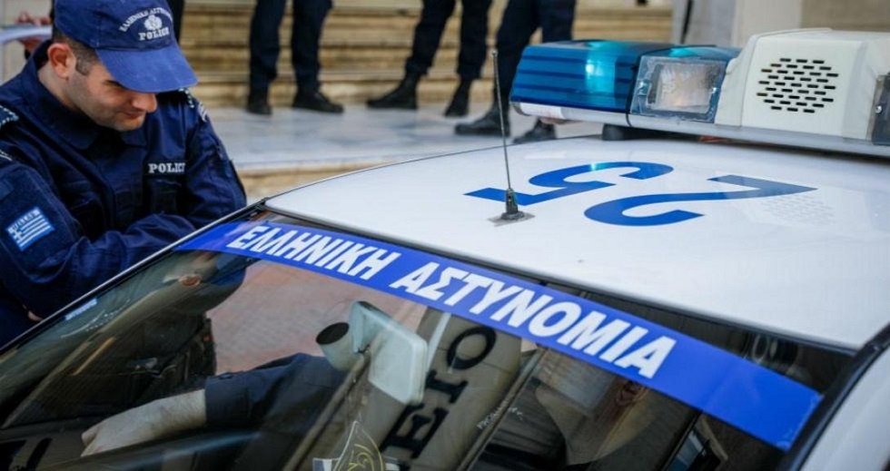 Πώς δρούσαν οι δύο εγκληματικές οργανώσεις των χούλιγκαν της ΑΕΚ – Επιθέσεις, ξυλοδαρμοί και ναρκωτικά στα γήπεδα