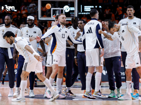 Βαλένθια – Ρεάλ 70-81: Την «σκούπισε» και το σήκωσε…