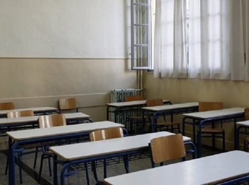 Ρέθυμνο: Μολότοφ έριξαν άγνωστοι σε σχολείο – Προκλήθηκαν φθορές