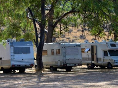 Σέρρες: Νεκρός άνδρας σε τροχόσπιτο στην παραλία των Νέων Κερδυλλίων