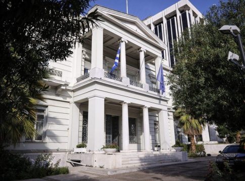 ΥΠΕΞ προς Έλληνες πολίτες που βρίσκονται στο Ισραήλ: «Παραμείνετε σε ασφαλές μέρος, πλησίον καταφυγίου»