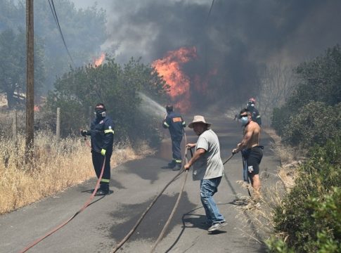 Φωτιά: Πού θα είναι πολύ υψηλός ο κίνδυνος εκδήλωσης φωτιάς την Πέμπτη