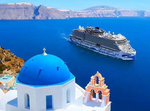Κατεβαίνεις Μύκονο ή Σαντορίνη; Πληρώνεις Χαράτσι – Χαμός με το ποσό που ανακοινώθηκε ως “τέλος εισόδου” στα νησιά μας
