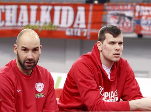 «Επίθεση» Αγραβάνη σε Σπανούλη και Ζήση