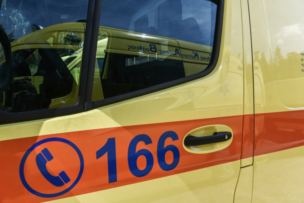 Δύο άνθρωποι ανασύρθηκαν χωρίς τις αισθήσεις τους από θαλάσσιες περιοχές στη Βόρεια Ελλάδα