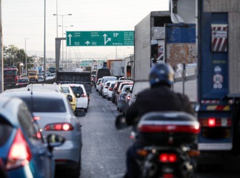Κηφισός: Καραμπόλα 3 οχημάτων – Πού εντοπίζονται καθυστερήσεις