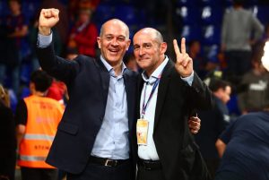 Ποιος είναι ο εφοπλιστής Τσάκος, με τον οποίο έκλεισαν συμφωνία οι Αγγελόπουλοι