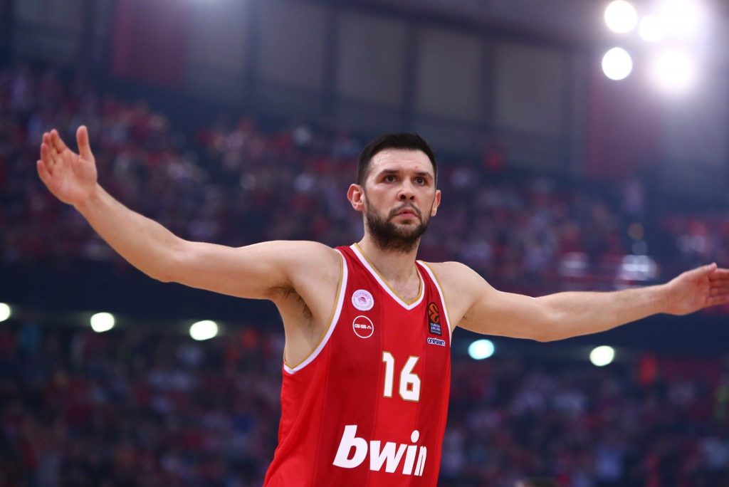Και το 2026 στον Ολυμπιακό ο Κώστας Παπανικολάου