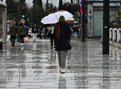 Μετά τον καύσωνα έρχονται βροχές και καταιγίδες