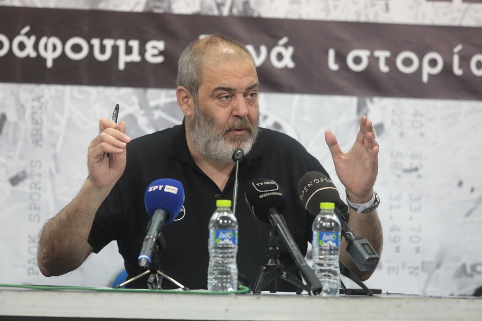 Χατζόπουλος: «Δεν κρατάω την καρέκλα με το ζόρι, αν κάποιος μπορεί να έρθει να απογειώσει τον ΠΑΟΚ πολύ ευχαρίστως»