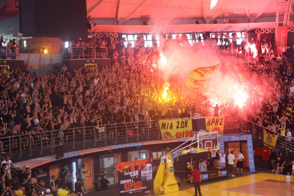 Άρης: Από εικόνες όπως αυτή του «Nick Galis Hall» μπορεί να βγει κερδισμένο ολόκληρο το ελληνικό μπάσκετ (vid)