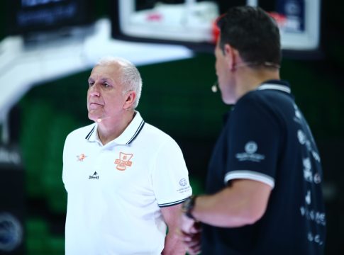 Η ατάκα του Ιτούδη στον Ομπράντοβιτς για τον Βαλαντσιούνας: «Έχεις κάποια πληροφορία;»