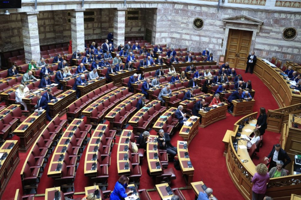 Πολιτικός καύσωνας για το «πλυντήριο» της κυβέρνησης με την εξεταστική από την εποχή του… Χαρίλαου Τρικούπη