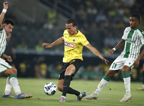 LIVE: ΑΕΚ – Ομόνοια
