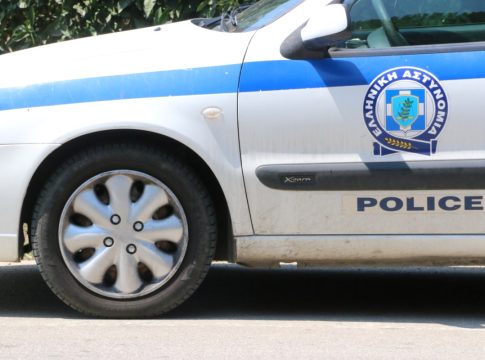 Ανδραβίδα: Επιμελώς κρυμμένη κάτω από παλέτες βρέθηκε σορός νεαρού άνδρα