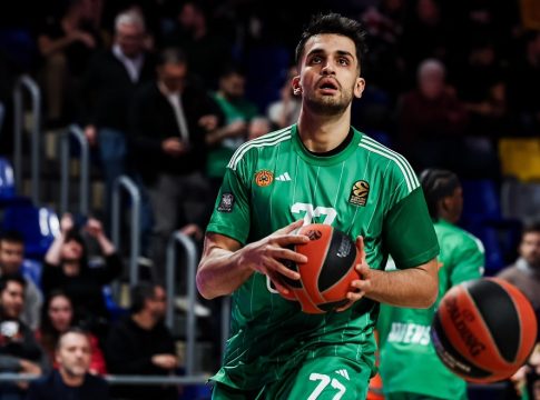 «Στα ραντάρ γνωστής ομάδας της Euroleague ο Γιούρτσεβεν»