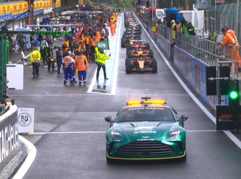 Καθυστέρησε λόγω βροχής η εκκίνηση στο Grand Prix Βελγίου
